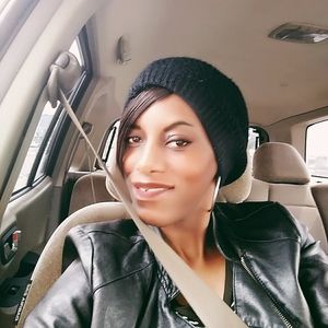 Meet your Posher, Regina